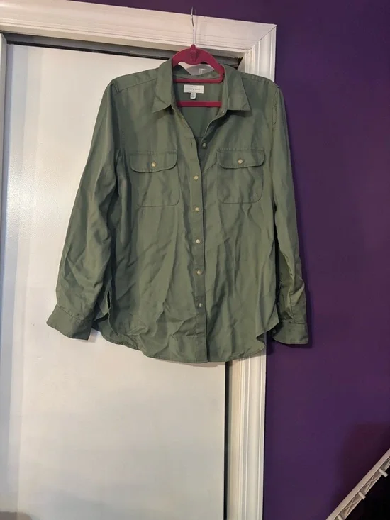 Lucky Brand NWOT 100% Lycocell Olive Green Long Sleeve Button-Up Shirt - Picture 3 of 8